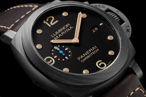 panerai carbotech luminor